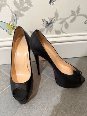 Christian Louboutin Black Peep-Toe Platform Pump size 39